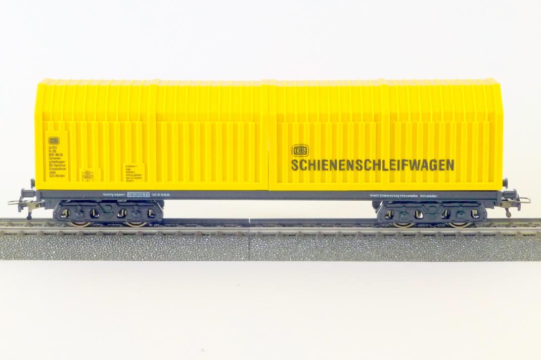 Maschinenwagen mit und ohne Technik