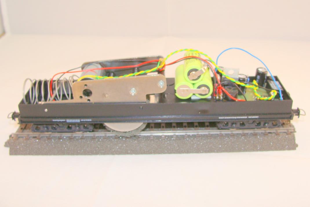 Schienen- und Oberleitungsschleifwagen – Bild 4
