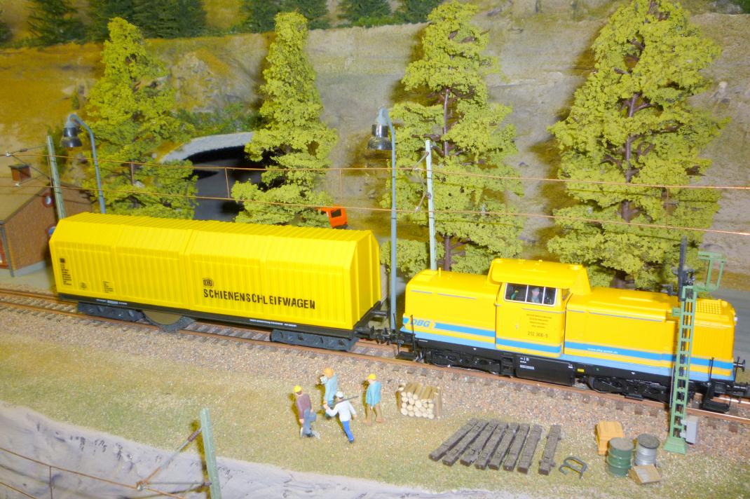 Schienen- und Oberleitungsschleifwagen – Bild 8